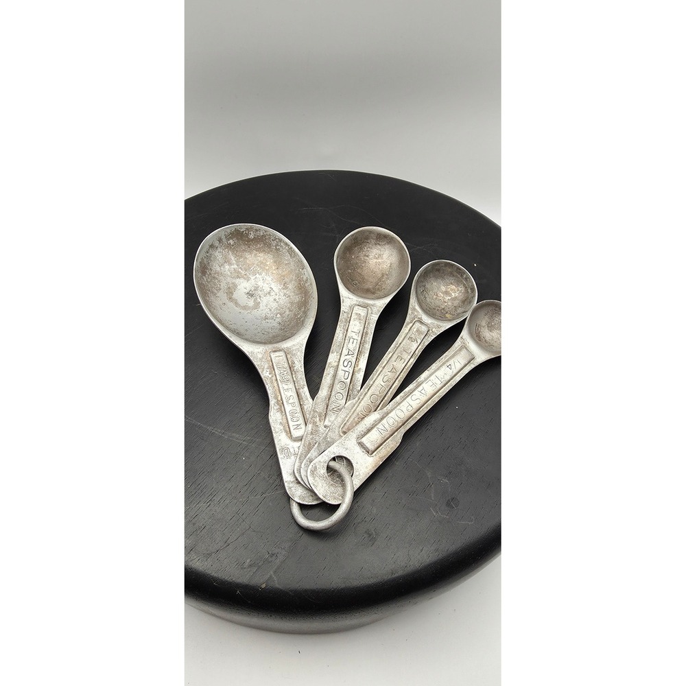 Vintage Aluminum Measuring Spoons Set U.S. STD Farmhouse Primitive Kitchenware